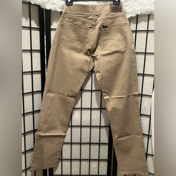 Lee Extreme Motion Khaki Pants, STRAIGHT FIT TAPERED LEG, MEN SIZE 29/32 - Picture 4 of 13
